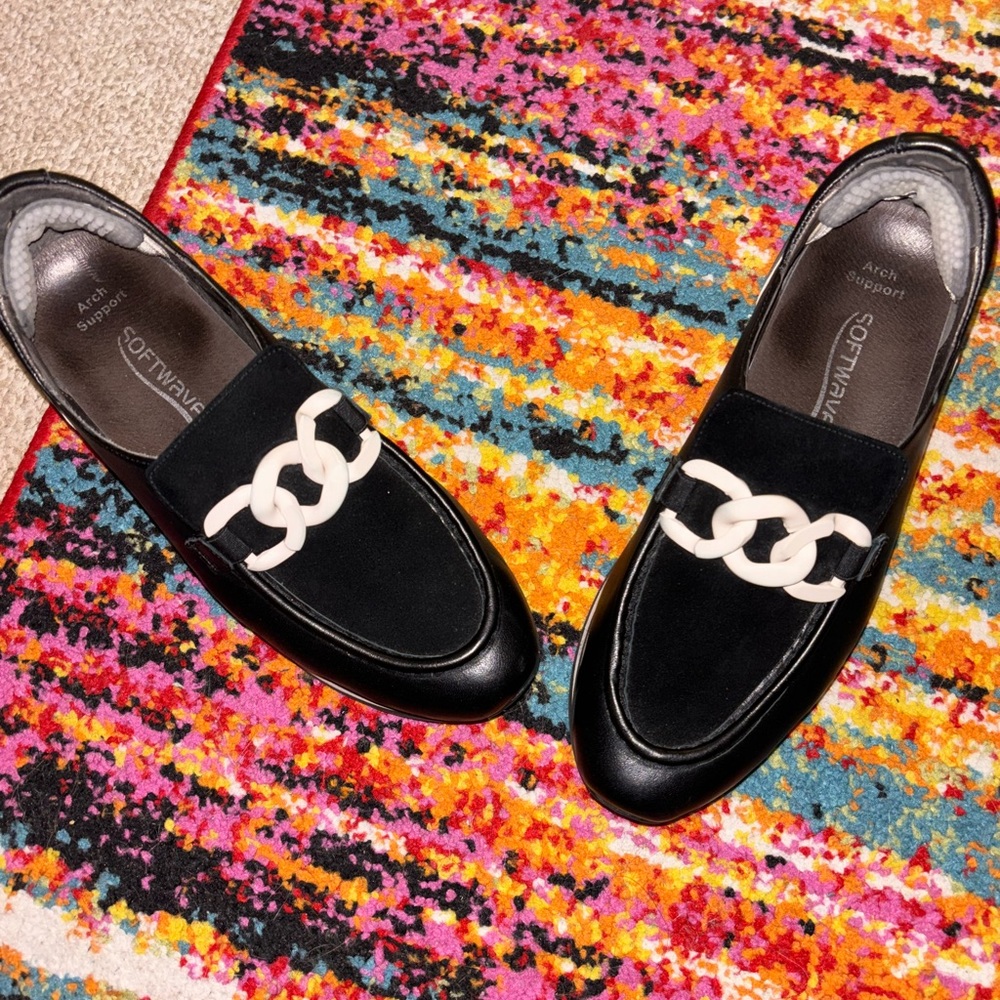 Softwaves platform sneakers. Size 10-10.5